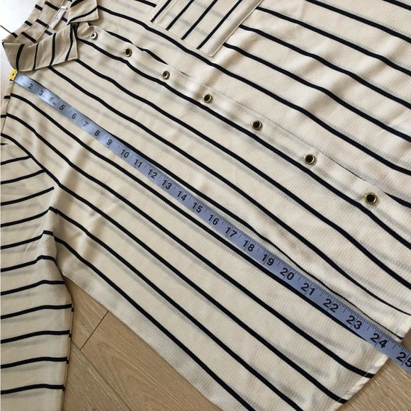 Jacqueline de Yong by Only Cream & Navy Striped Shirt Size 40 Small - Picture 12 of 13